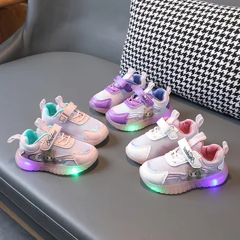 Спортивная обувь для девочек с подсветкой, весенне-осенняя новая детская нескользящая обувь на мягкой подошве для малышей, дышащая повседневная обувь для девочек 11