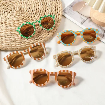 2023 Новых детских симпатичных солнцезащитных очков UV400 круглого цвета для маленьких девочек Солнцезащитные очки для защиты от солнца на открытом воздухе Детские Солнцезащитные очки 22
